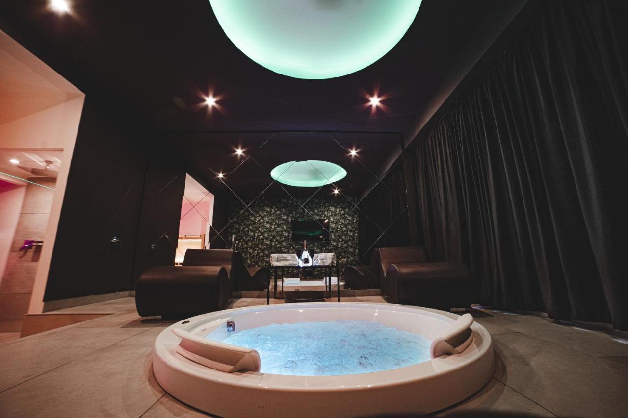 Capri Spa Hotel カゾーリア エクステリア 写真
